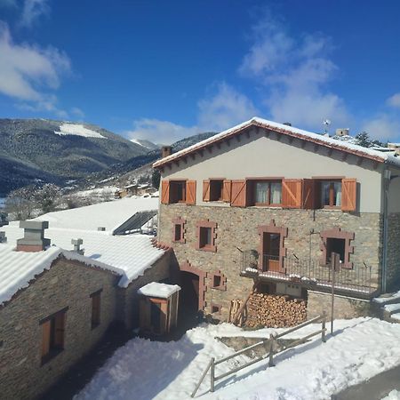 Can Tubau - Casa Rural - Apartaments Campelles Exteriér fotografie