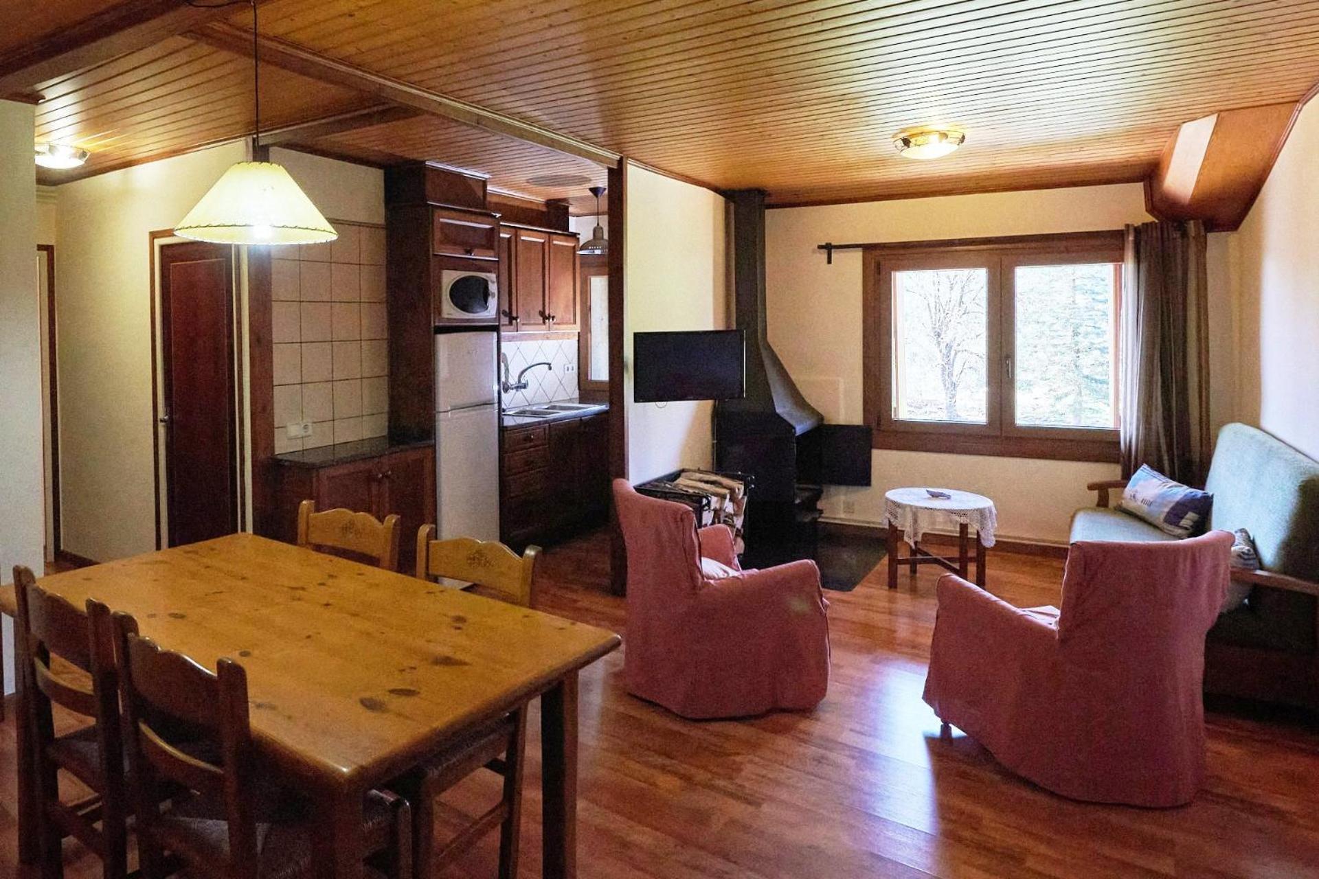 Can Tubau - Casa Rural - Apartaments Campelles Exteriér fotografie