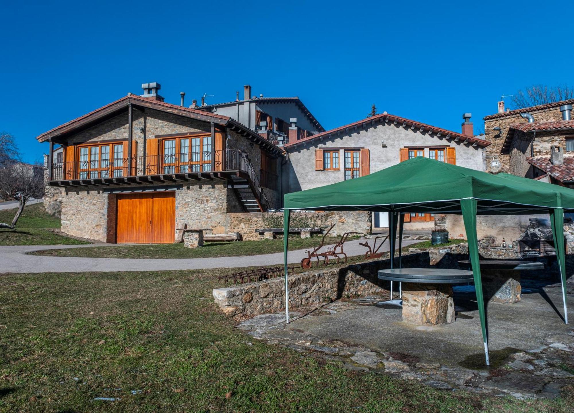Can Tubau - Casa Rural - Apartaments Campelles Exteriér fotografie