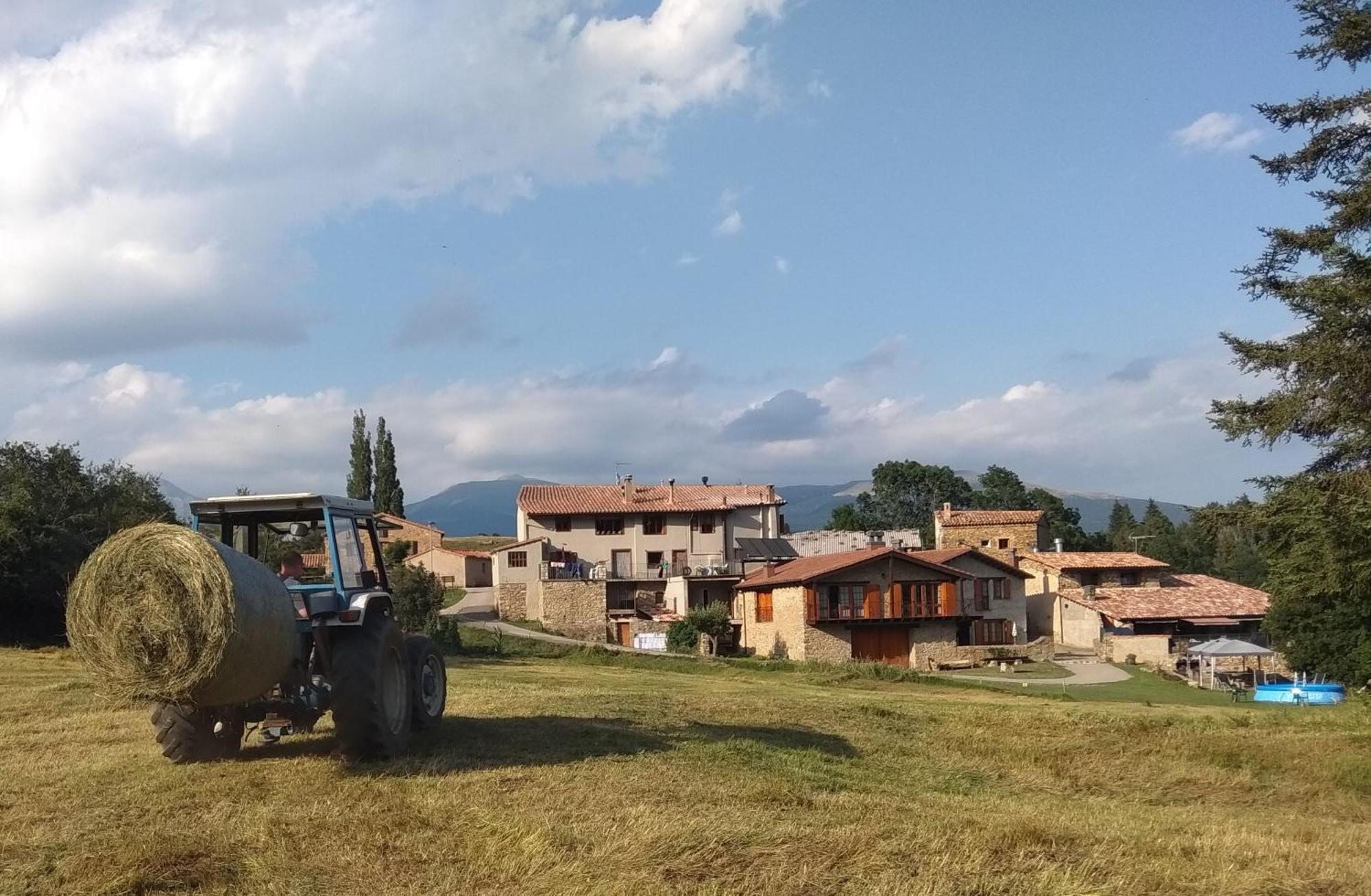Can Tubau - Casa Rural - Apartaments Campelles Exteriér fotografie