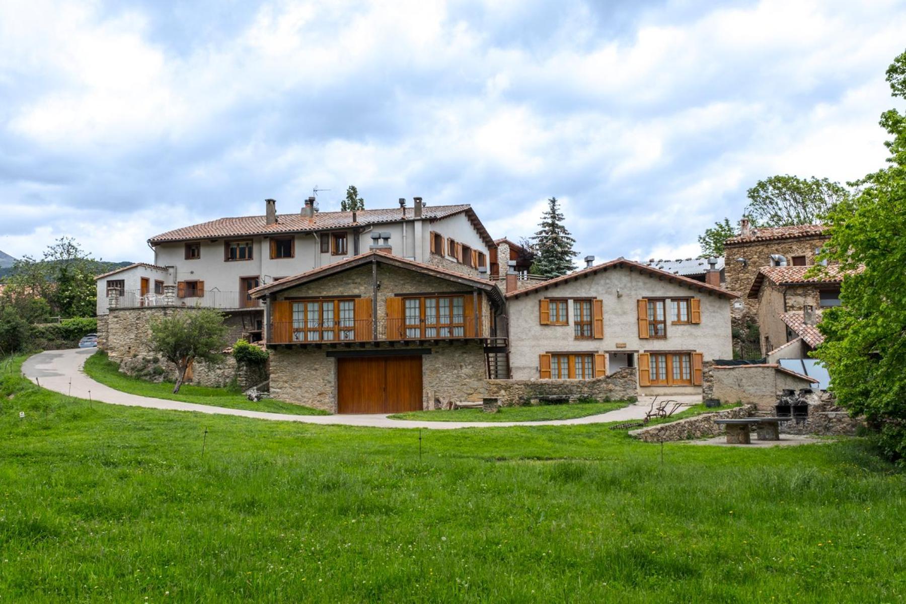 Can Tubau - Casa Rural - Apartaments Campelles Exteriér fotografie